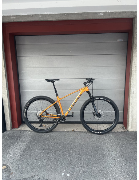 Begagnad Trek X-Caliber 9 29tum 12-växlad Medium/Large