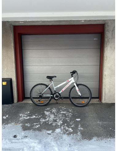 Begagnad Yosemite 24tum 16-växlad