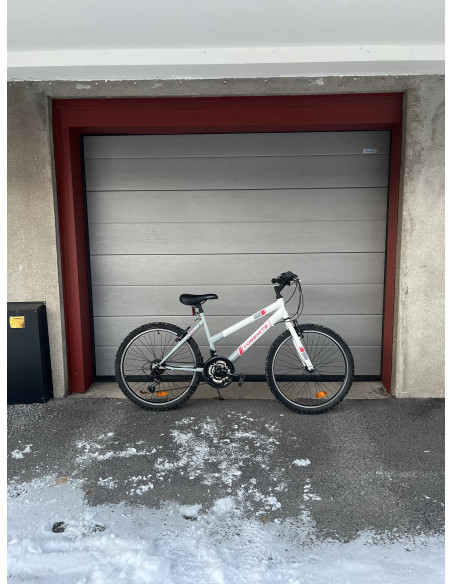 Begagnad Yosemite 24tum 16-växlad